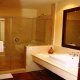 حمام  فندق جيما بيتش ريزورت - مرسى علم | هوتيلز عربي