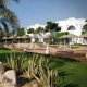 حديقة  فندق دومينا كينجز ليك - شرم الشيخ | هوتيلز عربي