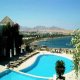 حمام السباحة و شاطئ فندق إيدن روك - شرم الشيخ | هوتيلز عربي