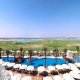مسبح  فندق راديسون بلو (جزيرة ياس) - ابوظبي | هوتيلز عربي