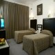 غرفة  فندق إمباسادور - دبي | هوتيلز عربي