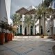 فناء  فندق بارك حياة - دبي | هوتيلز عربي