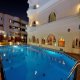 حمام سباحة  فندق رمادا - دبي | هوتيلز عربي