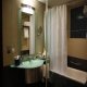 حمام  فندق روز ريحان روتانا - دبي | هوتيلز عربي