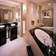 حمام الغرف  فندق شانغريلا - دبي | هوتيلز عربي