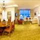 الجناح  فندق مونارك (أتش) - دبي | هوتيلز عربي