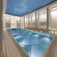 حمام السباحة  فندق شانغريلا - باريس | هوتيلز عربي