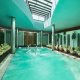 حمام سباحة مغطى فندق هيلتون - الكويت | هوتيلز عربي
