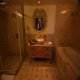 حمام  فندق لنكاوي لاجون - لنكاوي | هوتيلز عربي