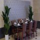 مطعم داخلى فندق دار الإيمان جراند - مكة المكرمة | هوتيلز عربي